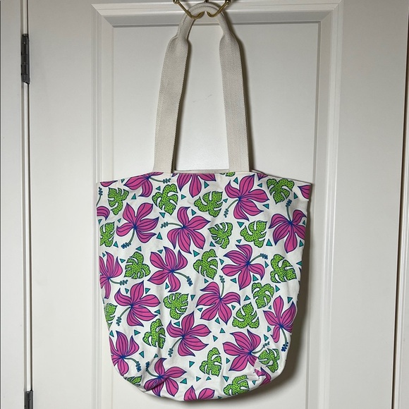 Maika’i + Jana Lam Hawaii Hibiscus Pink Lime Green Tote Bag - Picture 5 of 5